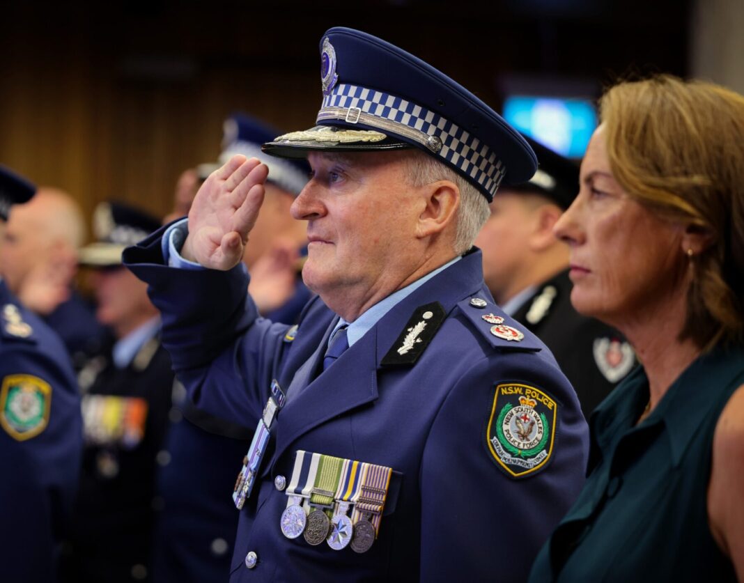 NSW Police Deputy Commissioner farewelled after four decades of service ...